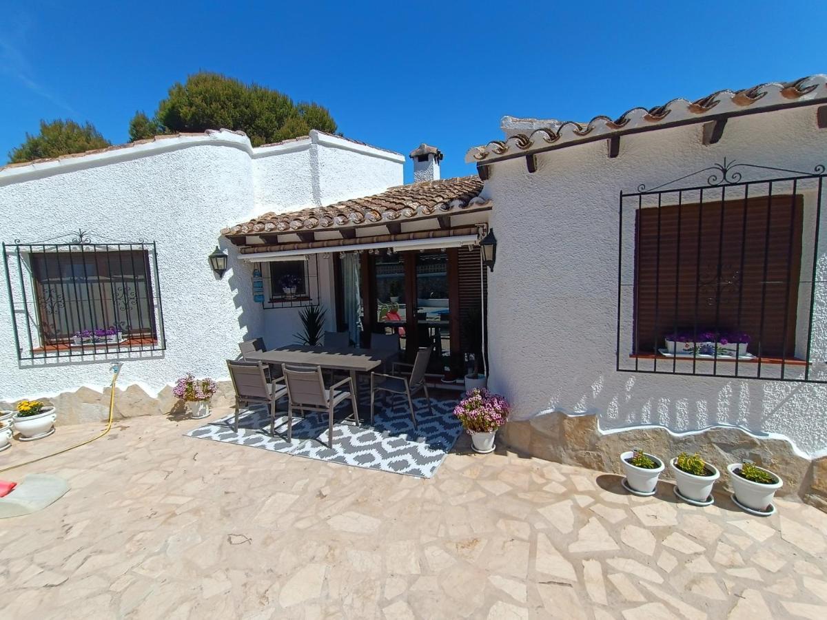 1-Bed Apartment Close To Moraira Town Centre Exterior photo