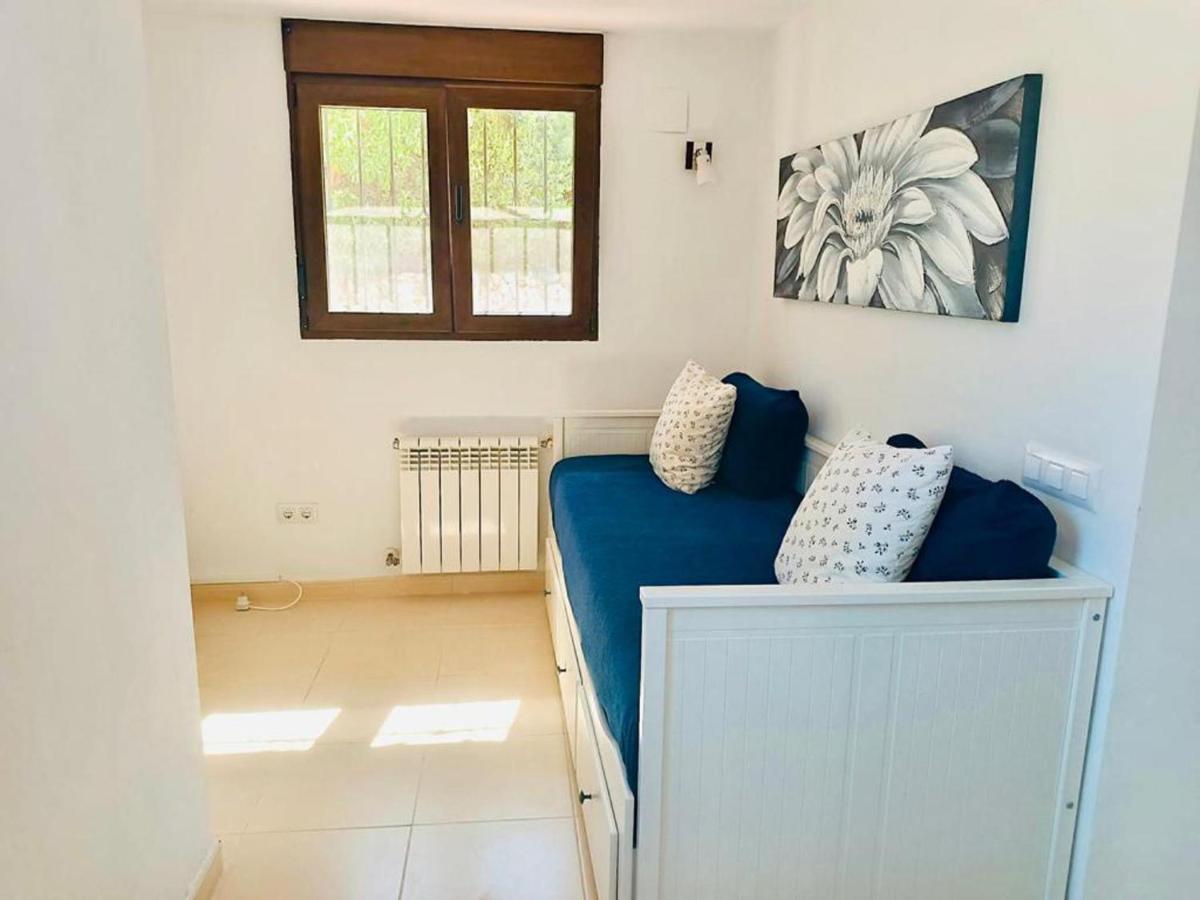 1-Bed Apartment Close To Moraira Town Centre Exterior photo